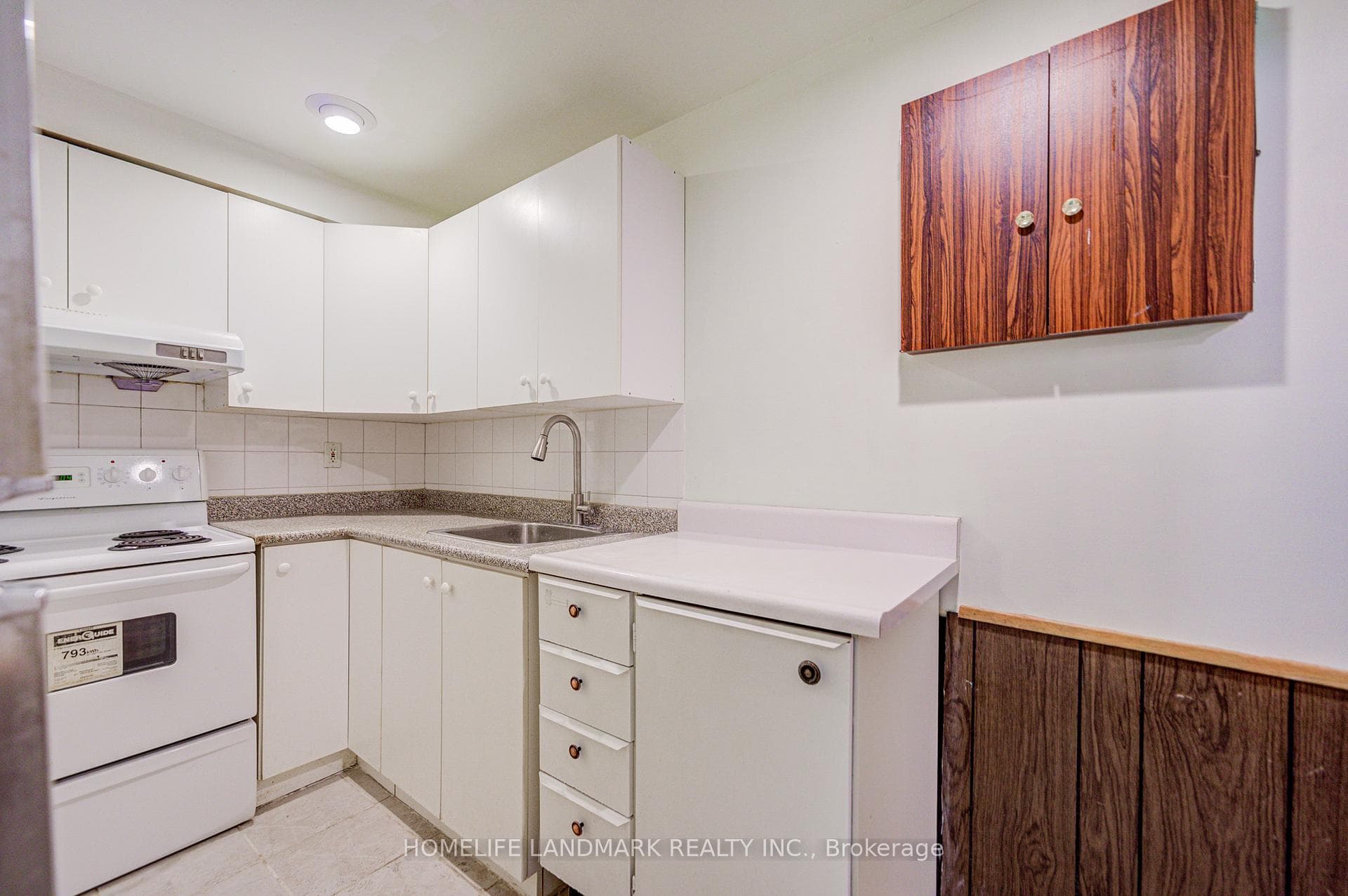 3025 Bridletowne Circle photo 33