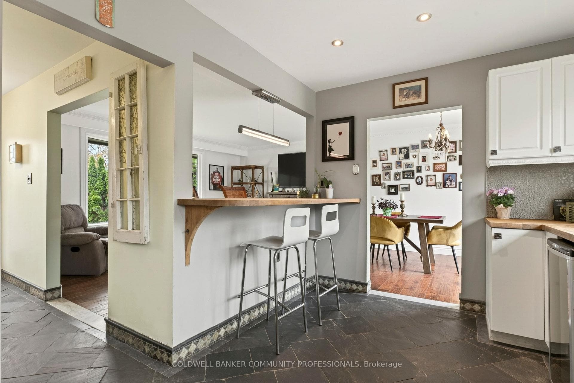 6 Seagram Place photo 14