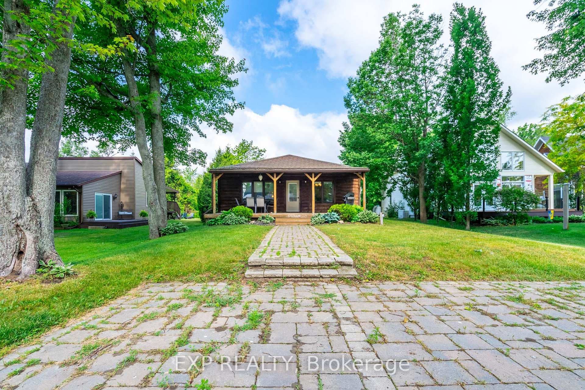 15 Park Lane Crescent photo 1