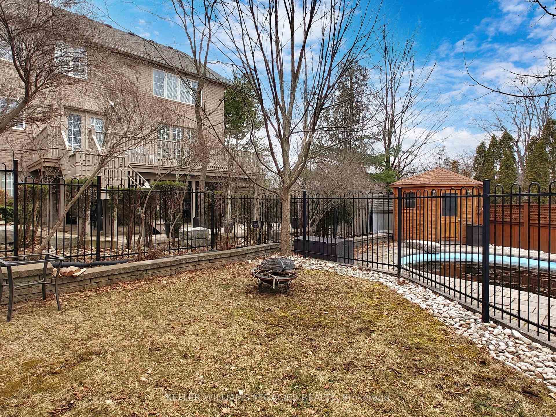 2467 Pebblestone Court photo 40