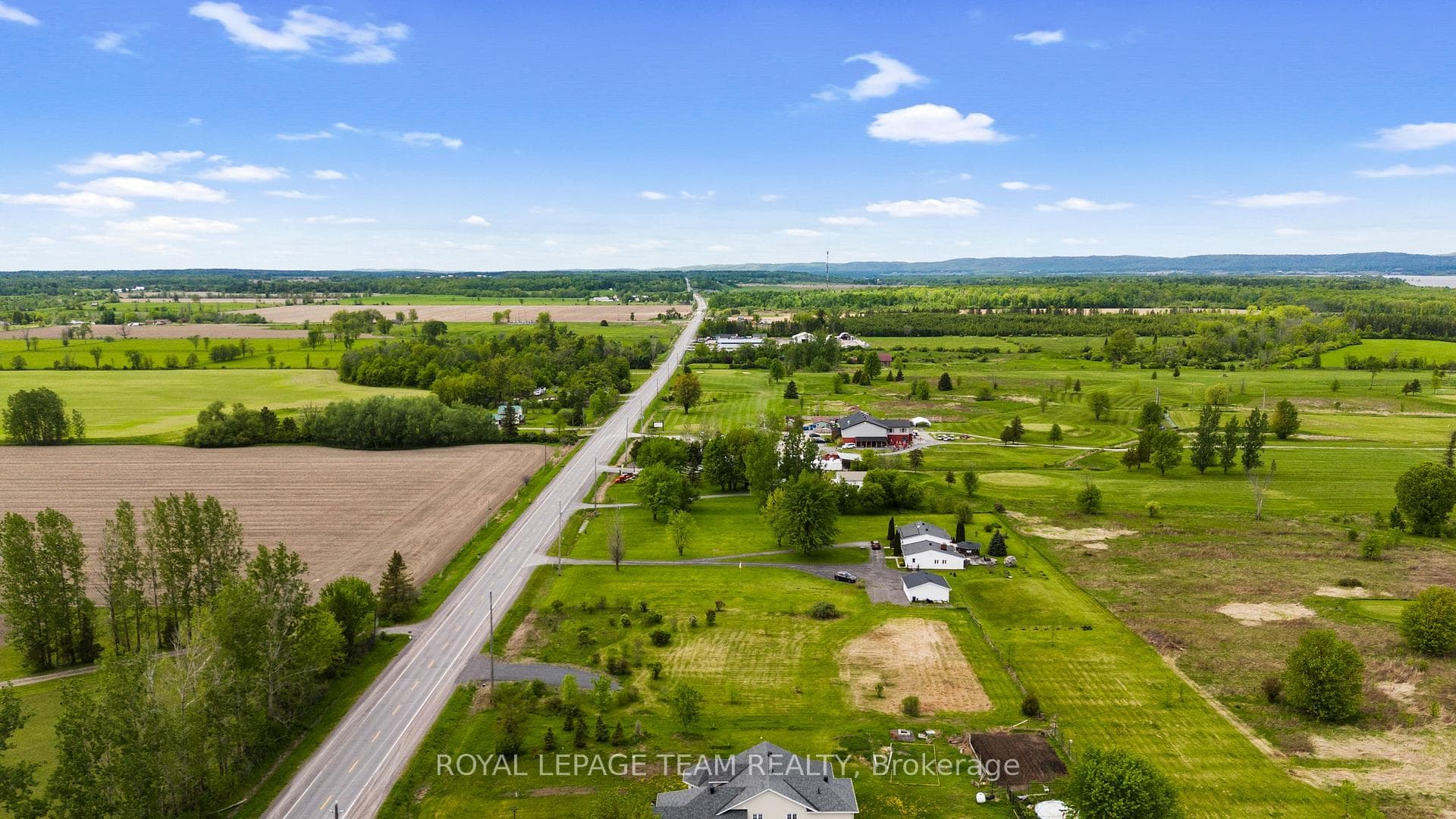 0 Dunrobin Road photo 9