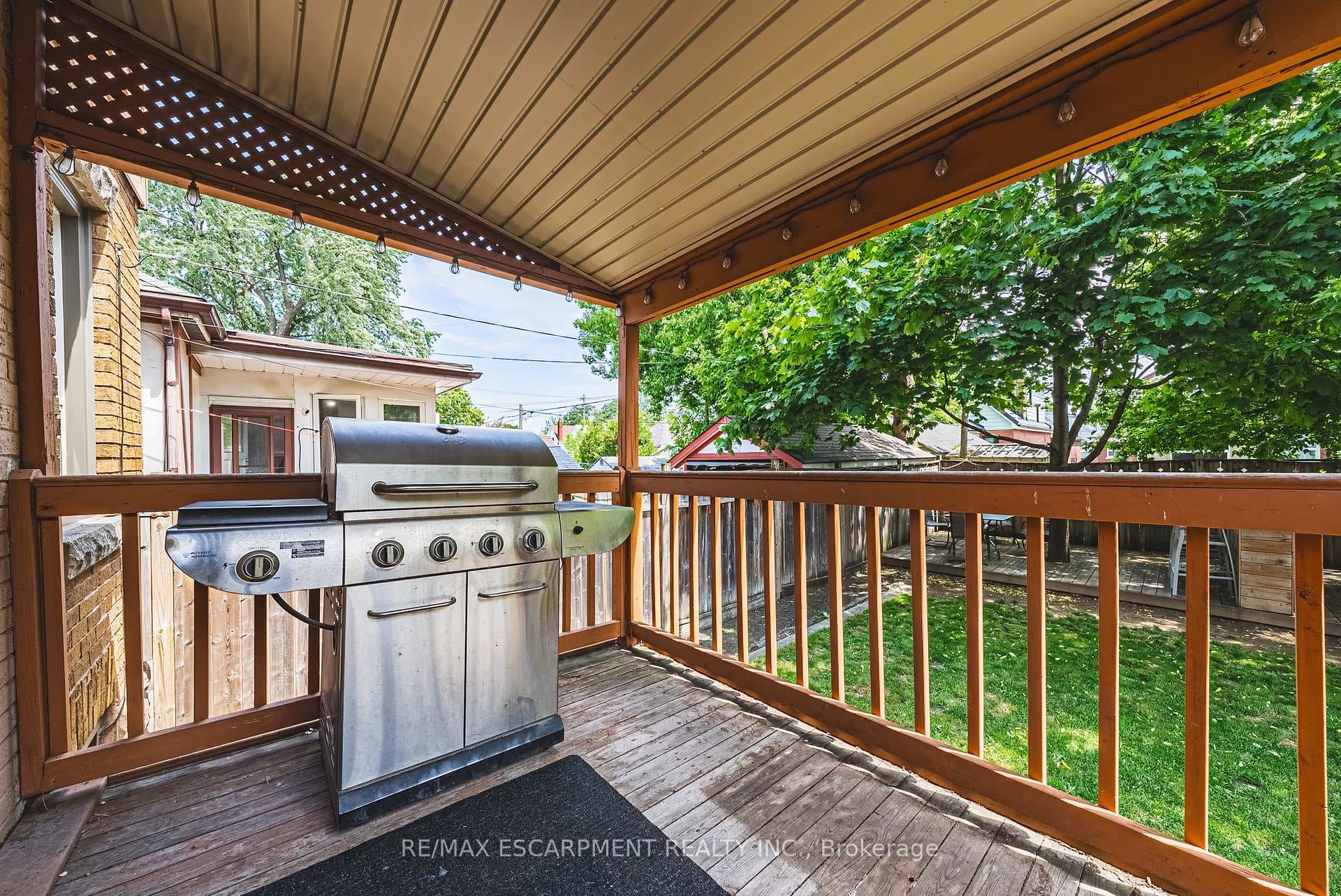 86 Barons Avenue photo 26