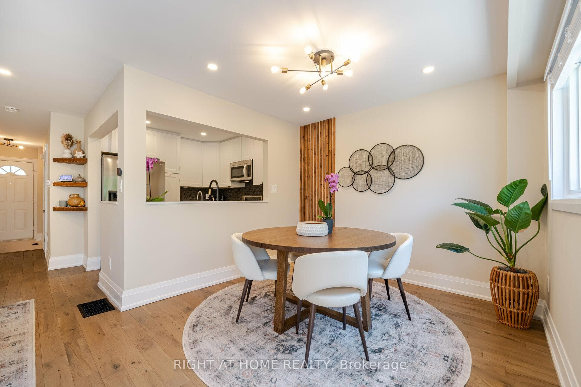 1516 Lancaster Drive Unit 1 photo 11