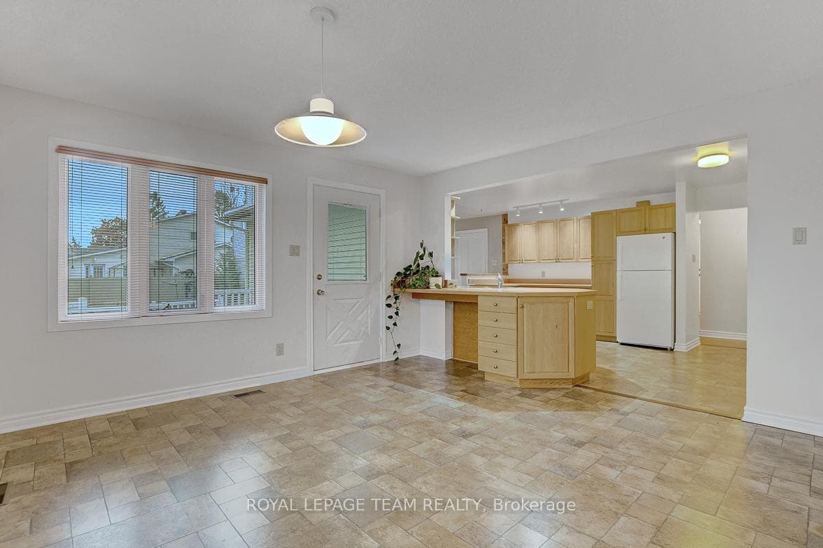 16 Barnstable Drive photo 15