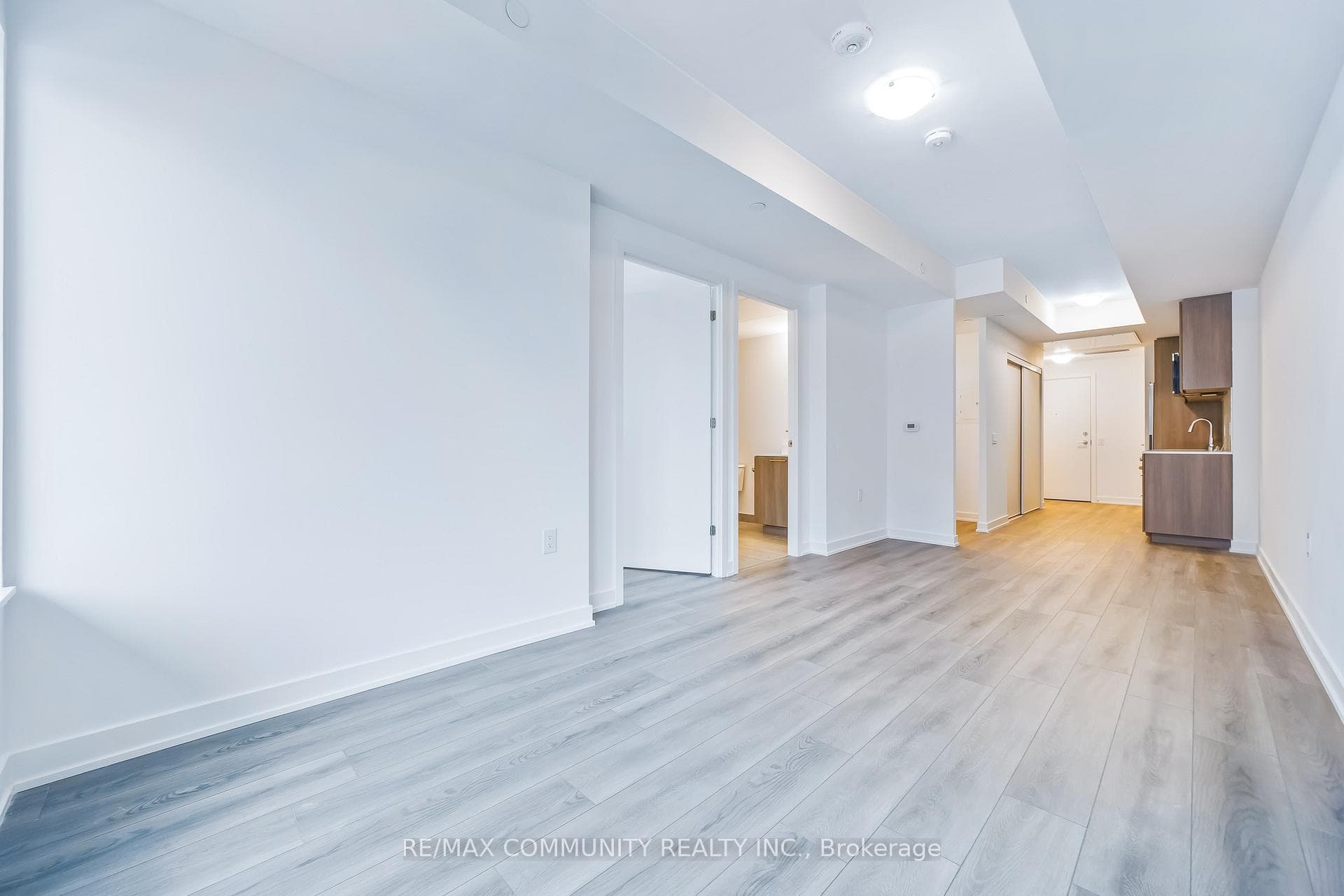 7439 Kingston Road Unit 217 photo 11