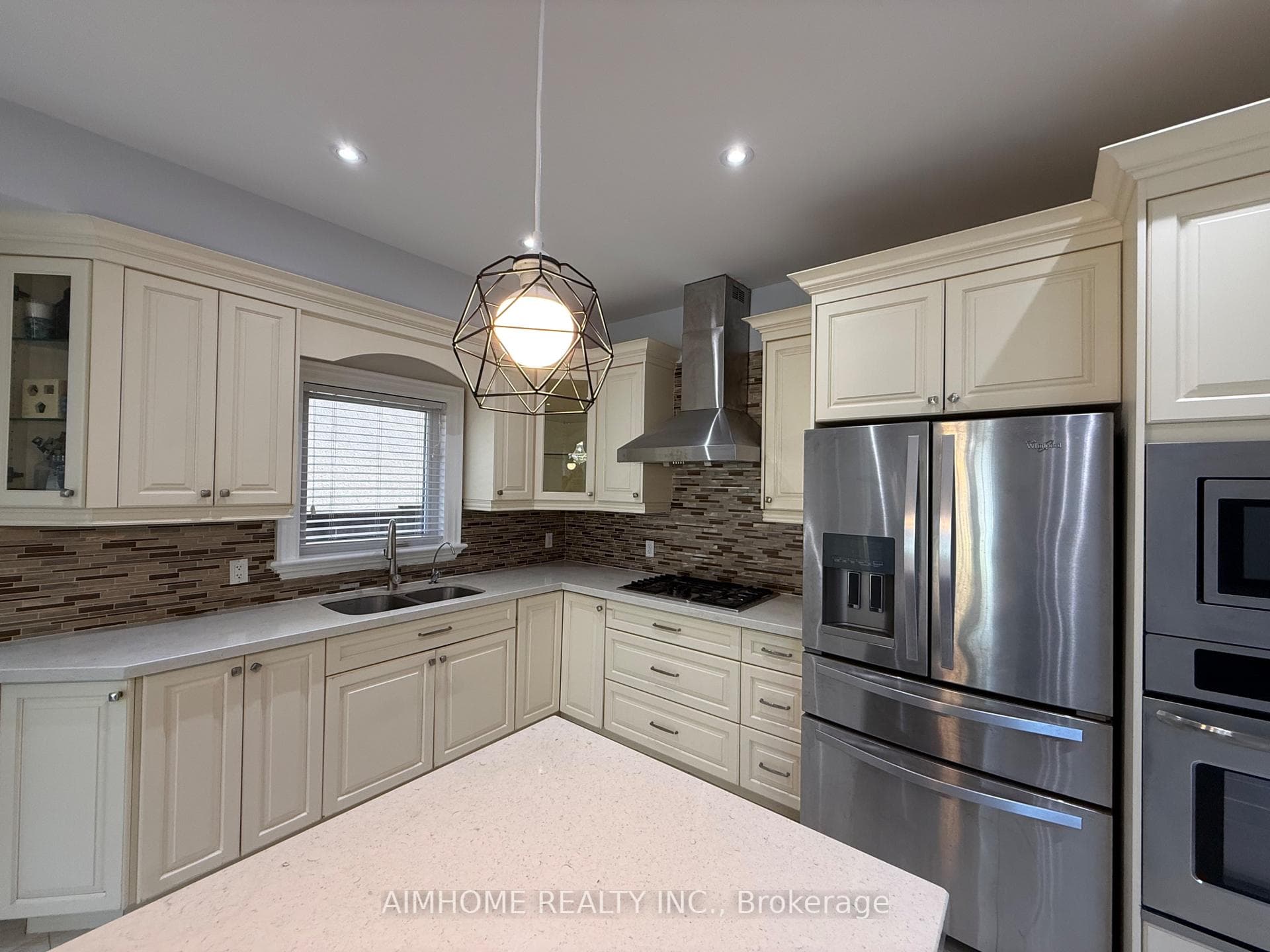 150 Aylesworth Avenue photo 16