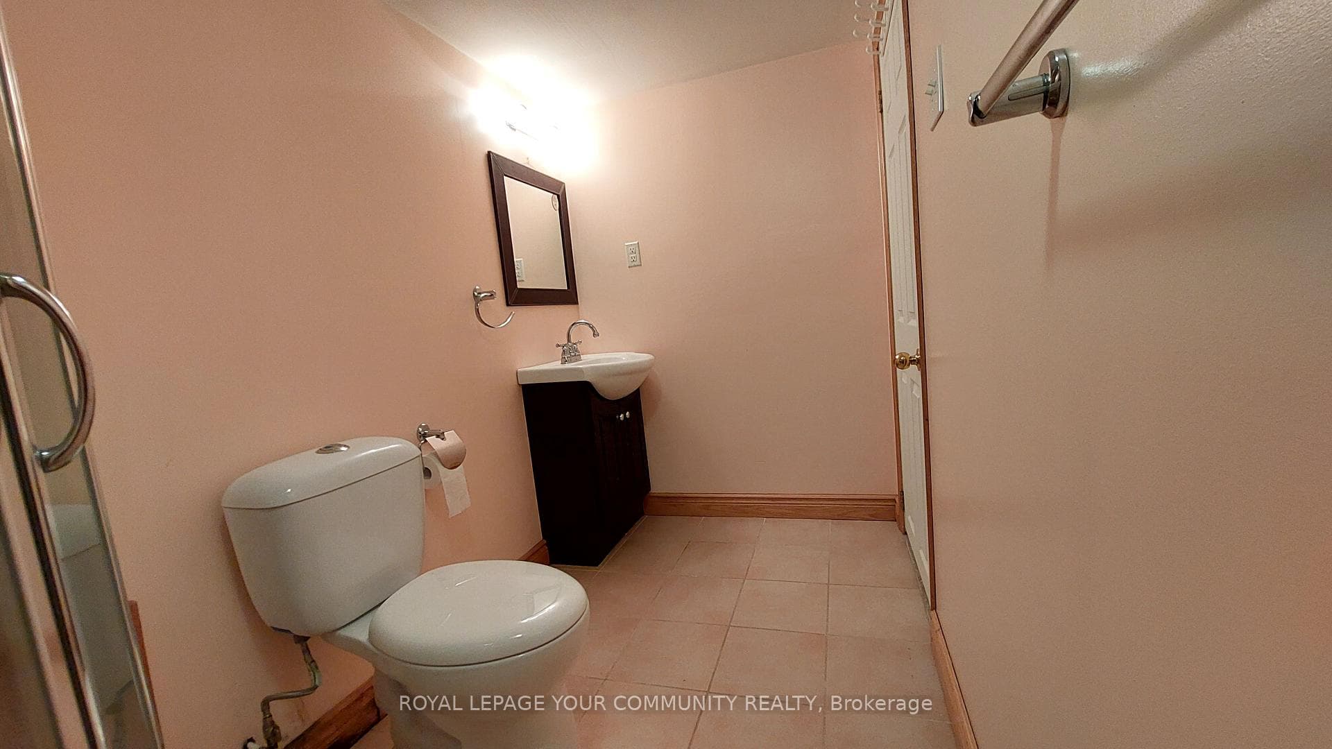 Basement - Bathroom