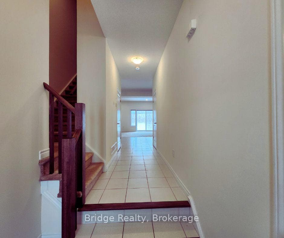 1613 DUNKIRK Avenue photo 2