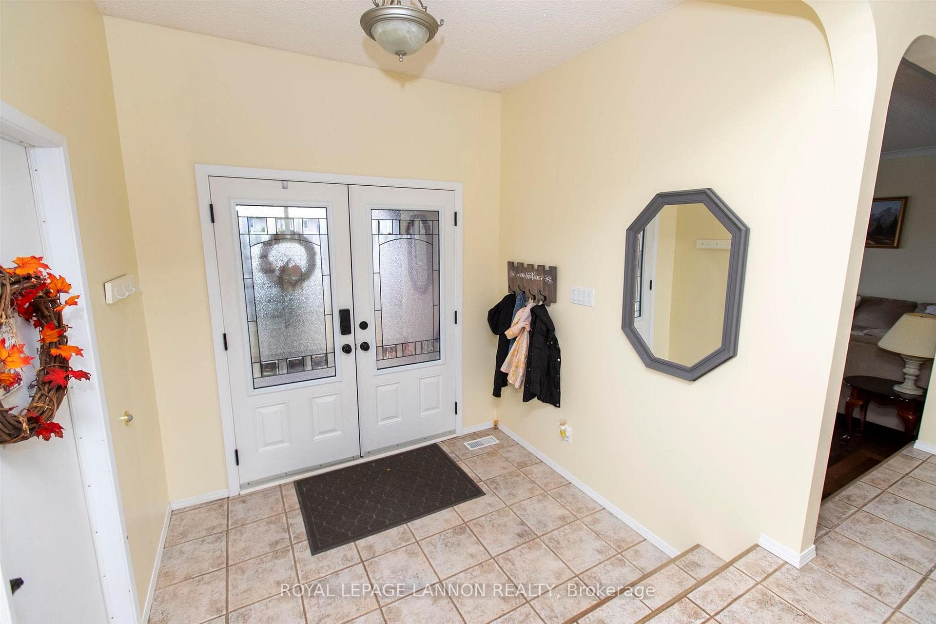 125 Anten Street photo 36