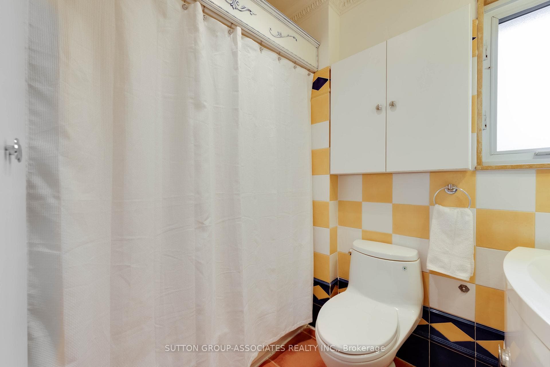 131 Pinewood Avenue photo 21
