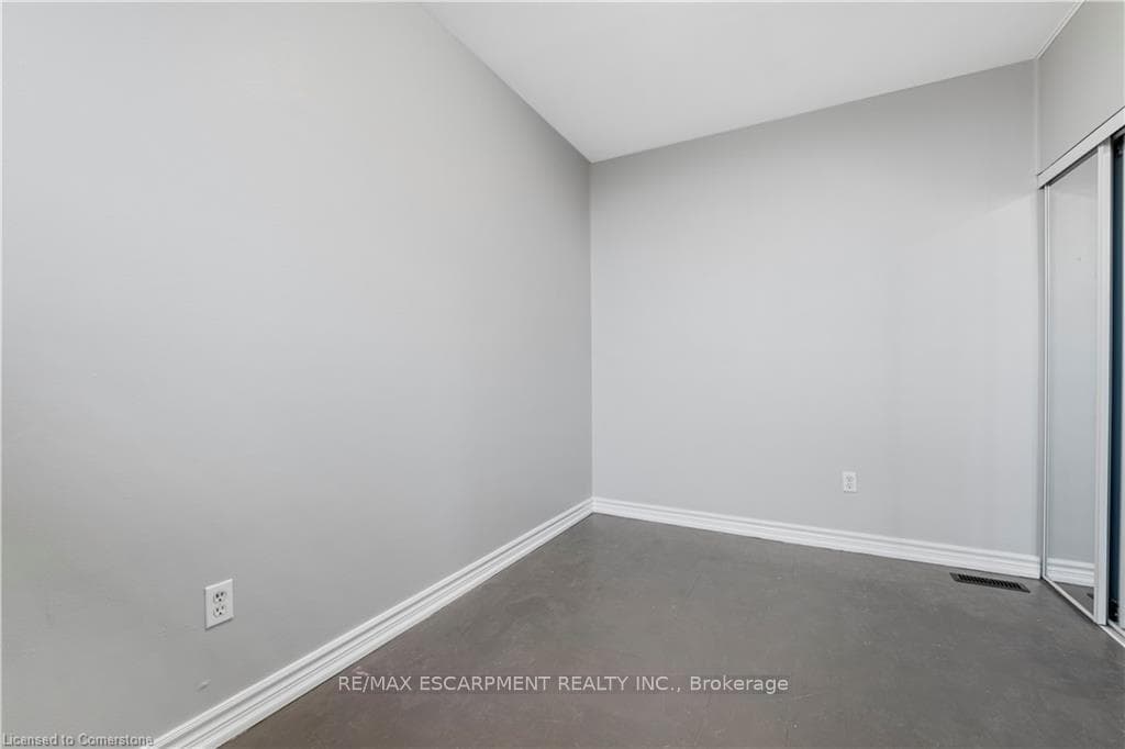 240 Montmorency Drive Unit 101 photo 24