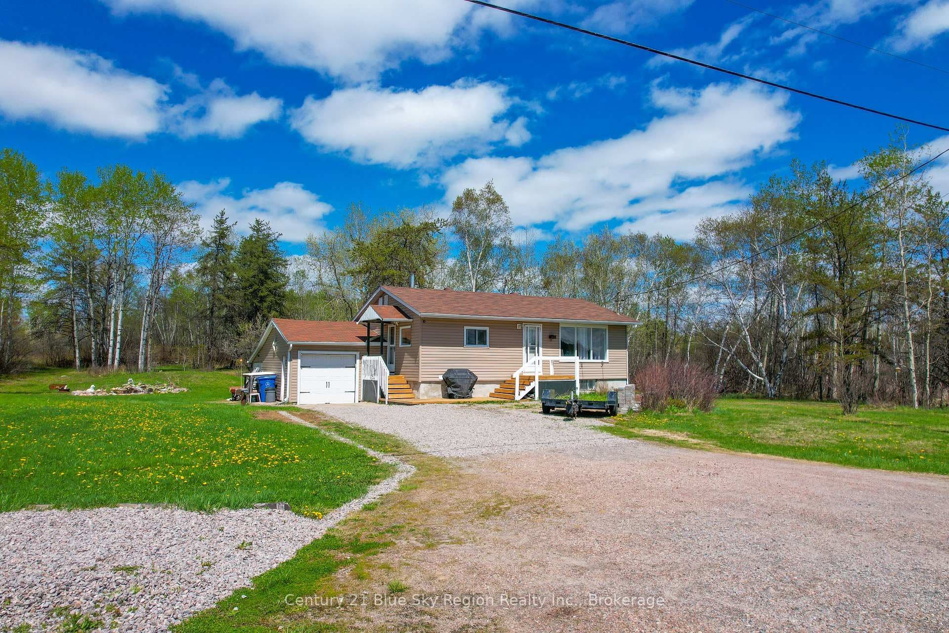1742 Highway 17 N/A photo 2