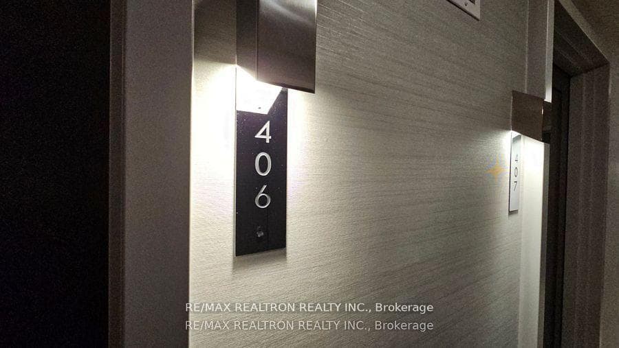 57 St Joseph Street Unit 406 photo 2