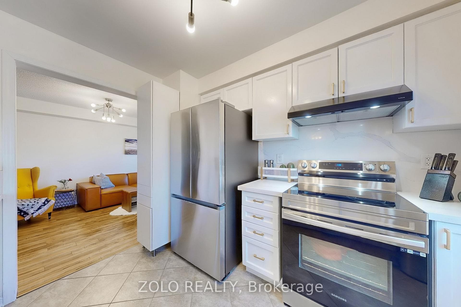 Kitchen 1
