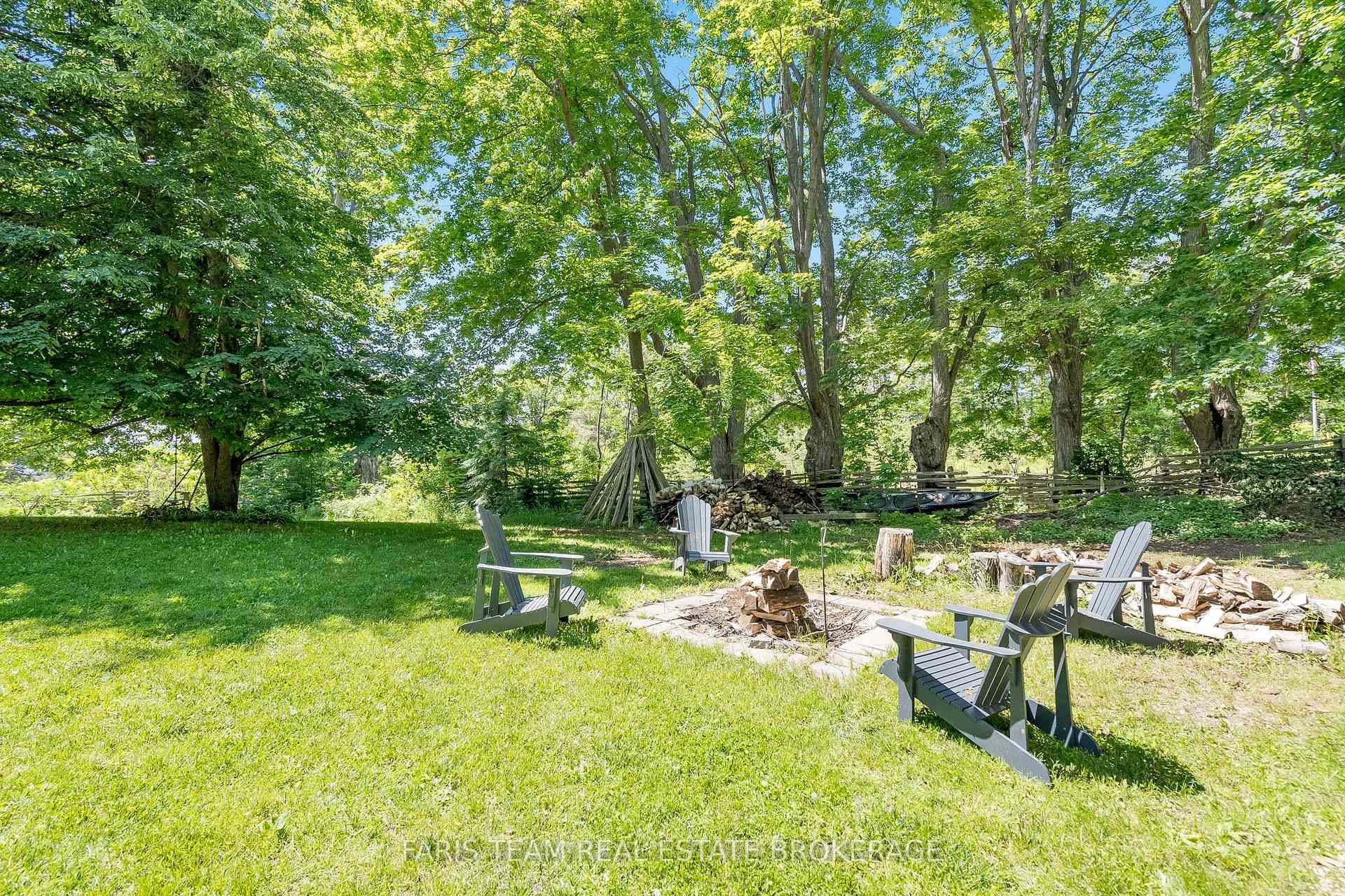 2268 Flos Road 10 N/A photo 39