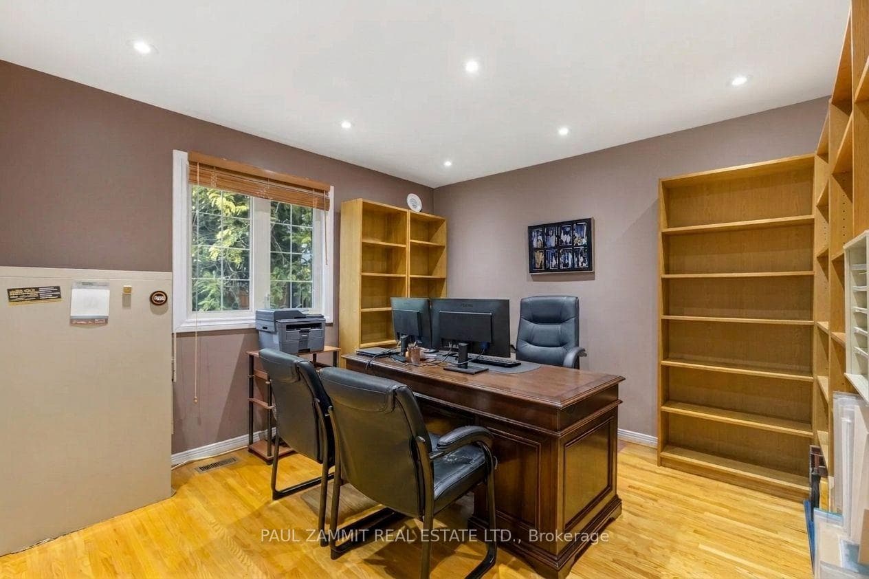 39 Woolsthorpe Crescent photo 32