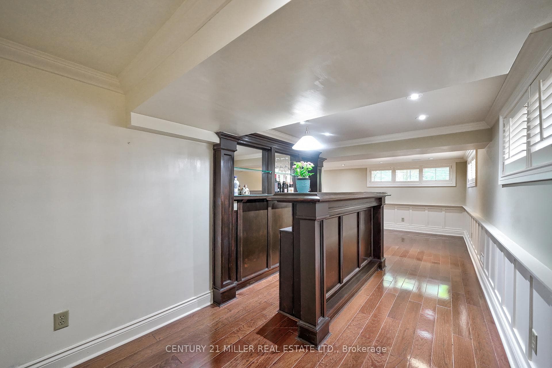 1386 Hixon Street photo 25