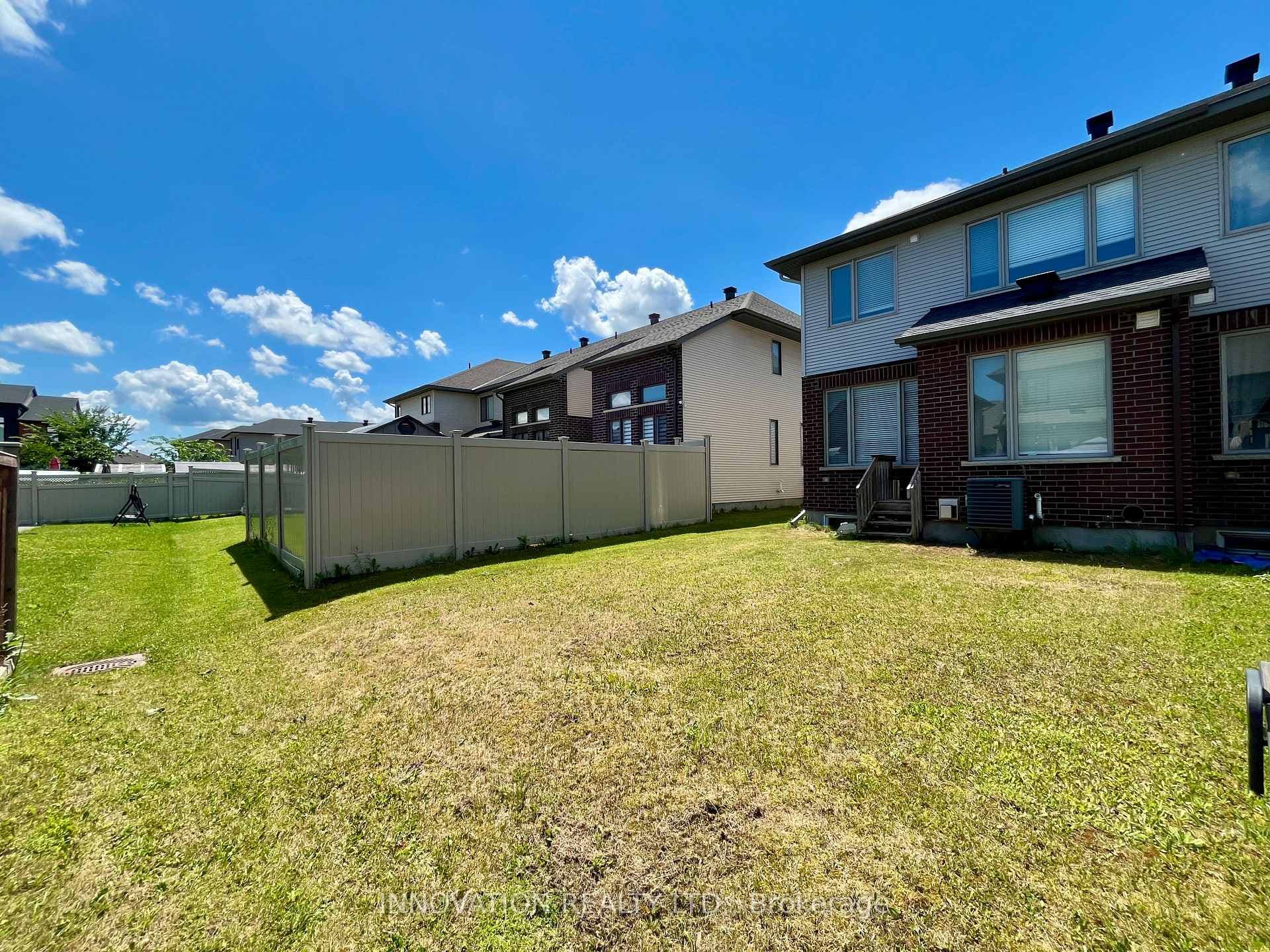222 Dolce Crescent photo 41