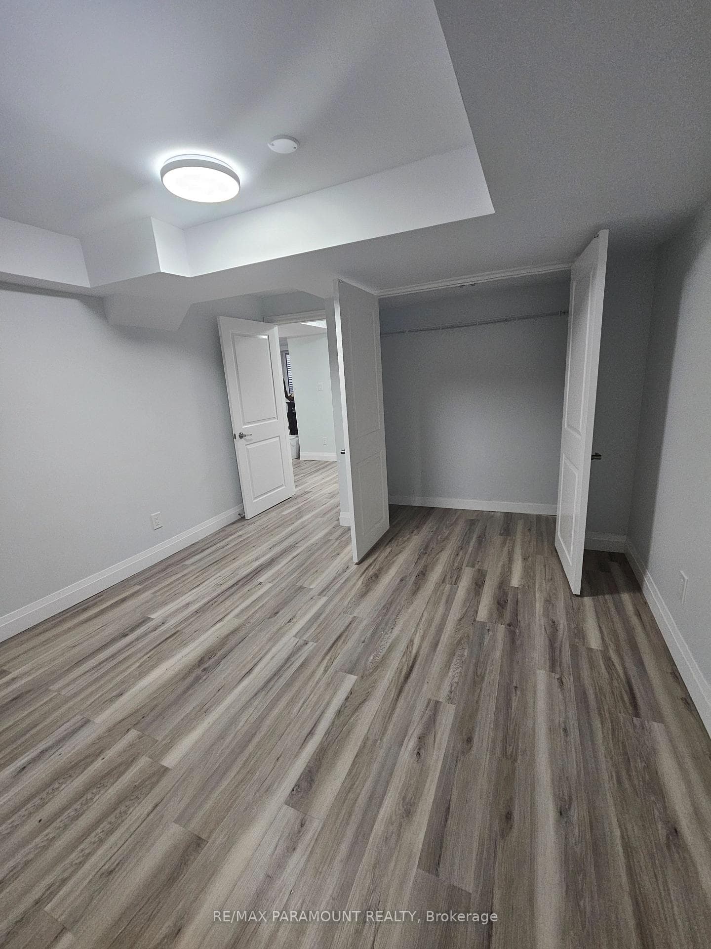 30 Sheringham Street Unit Bsmt photo 2