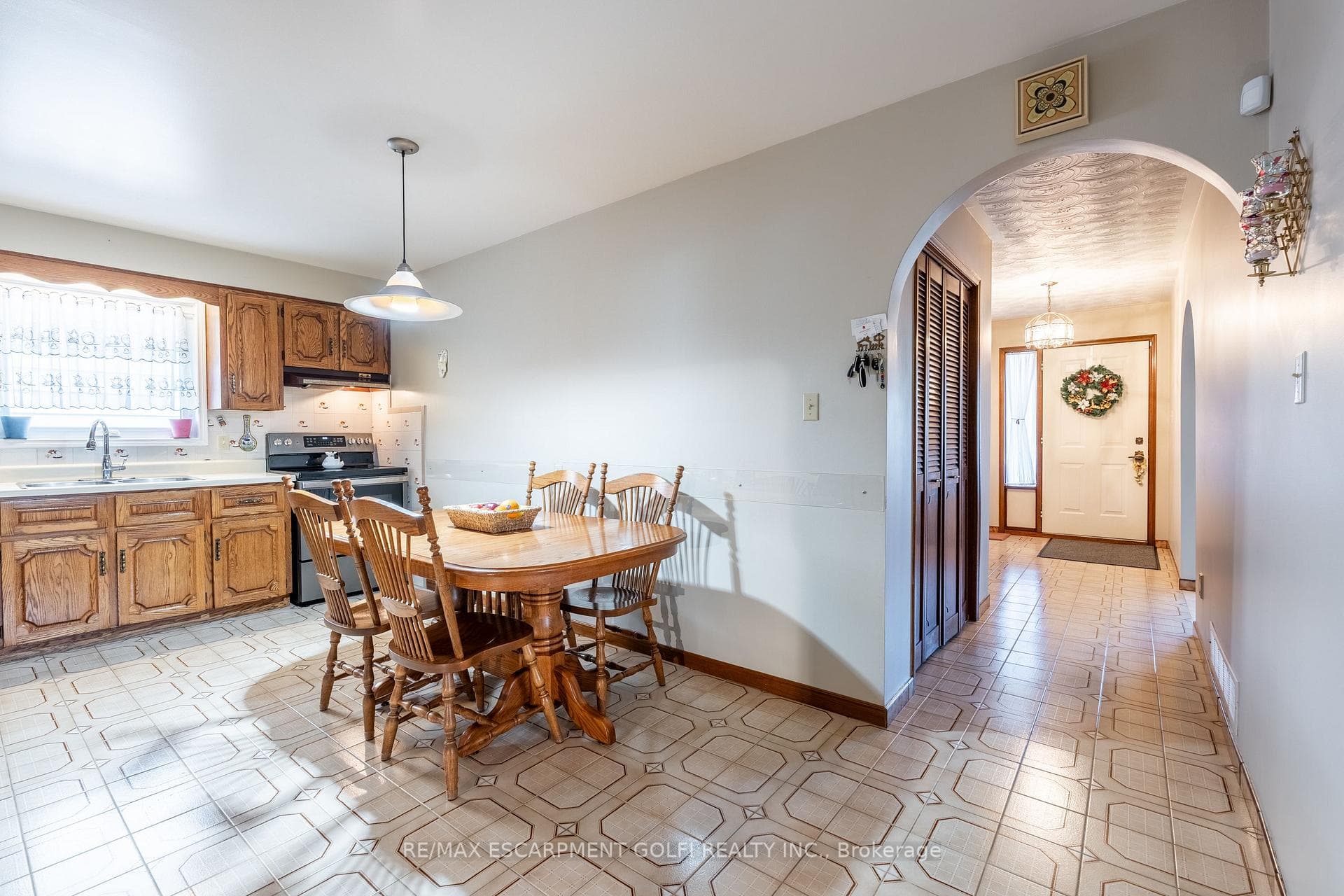 222 Wood Street photo 8