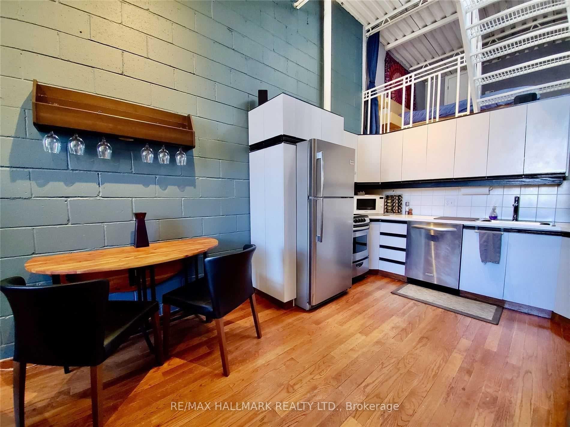 99 Coleman Avenue Unit 204 photo 20