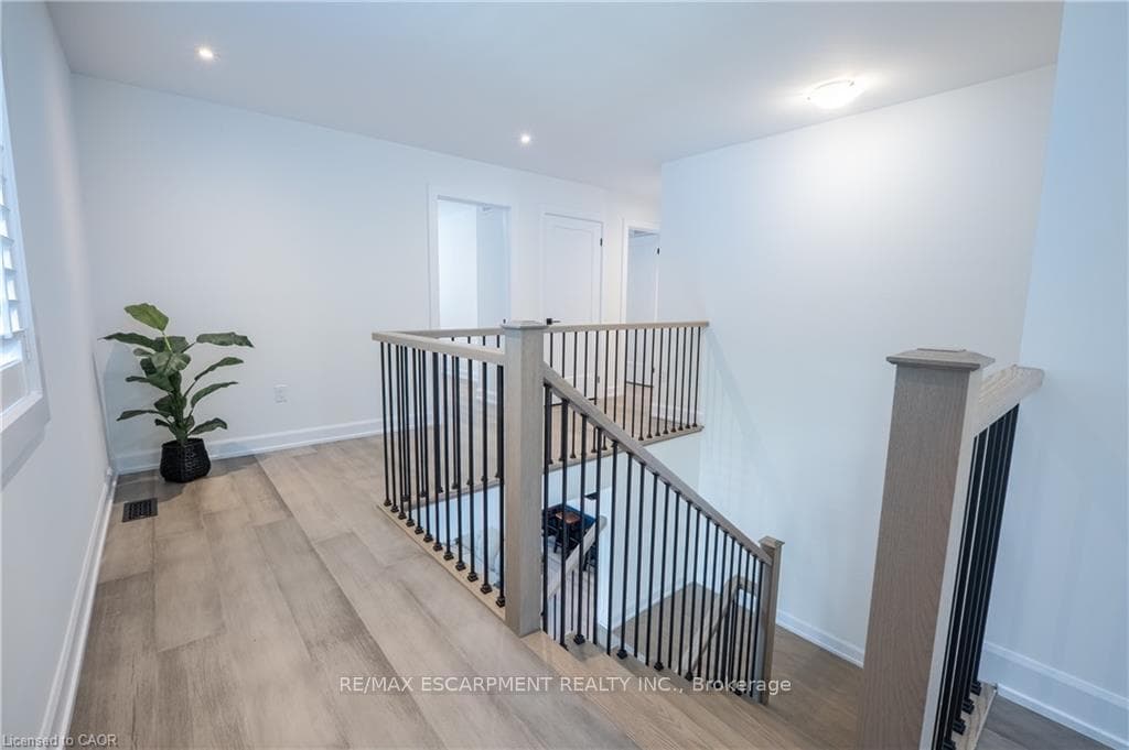 38 Riesling Street photo 13