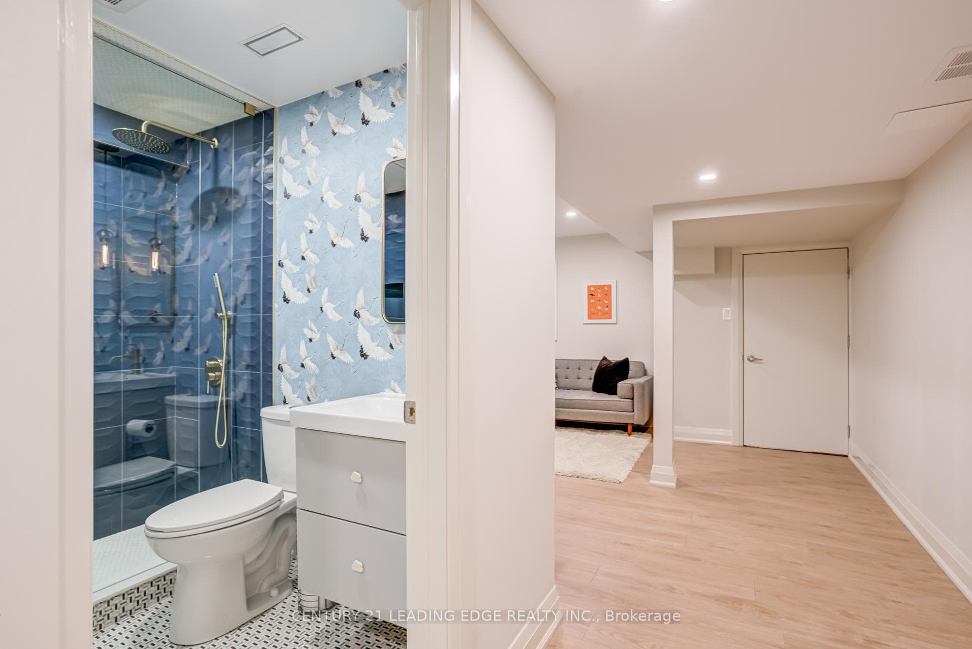 9 AKSEL RINCK Drive photo 31