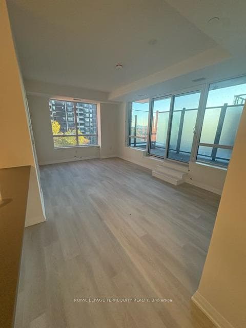3270 Sheppard Avenue Unit 724 photo 22