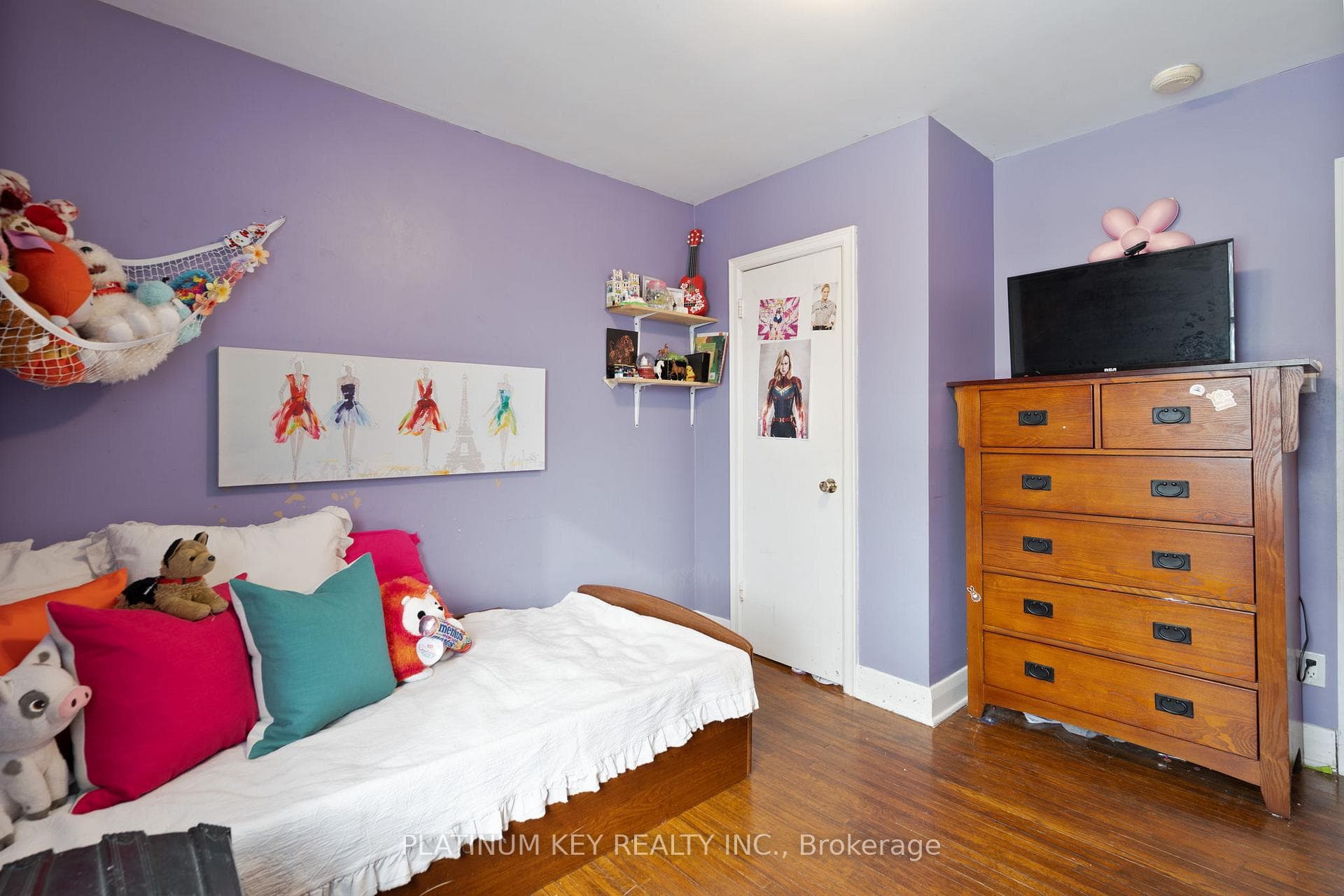 130 Foster Avenue photo 23