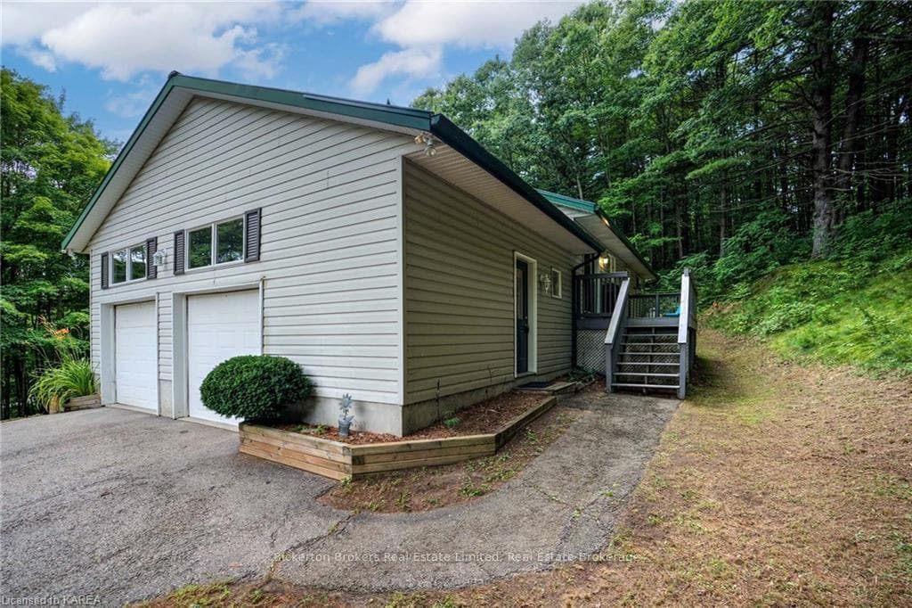 224 LOWER OAK LEAF Road photo 19