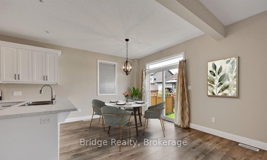 66 Cash Crescent photo 11