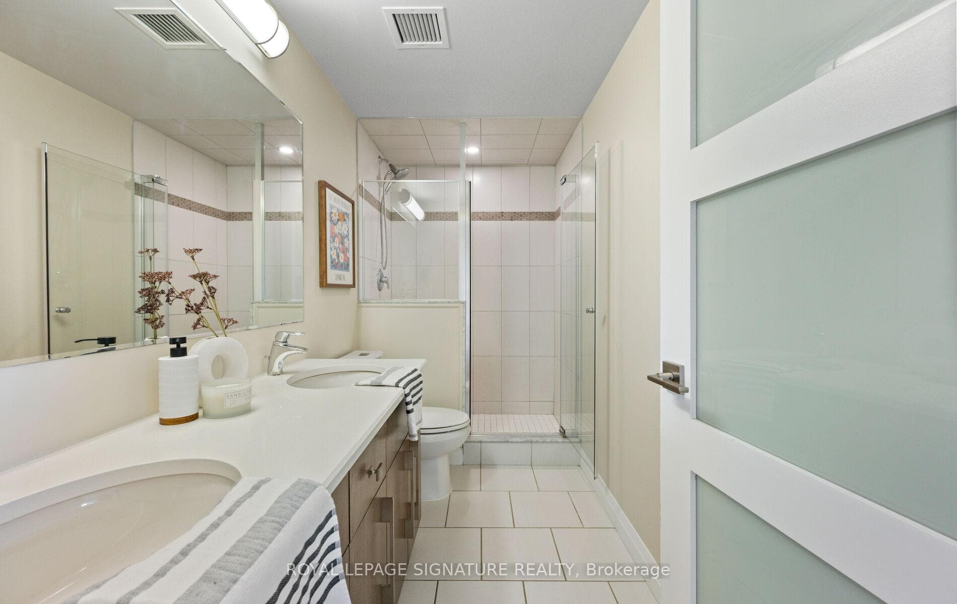 53 Arthur Street Unit 706 photo 22