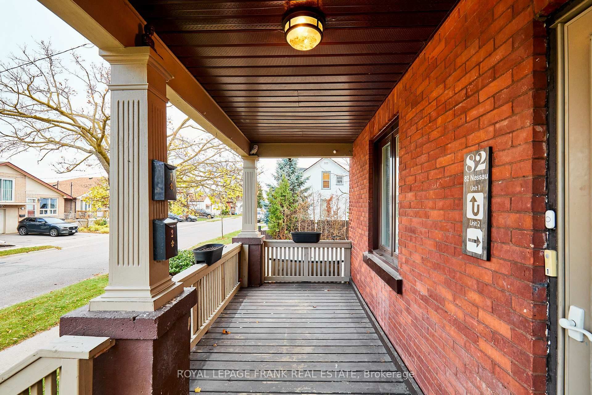 82 Nassau Street photo 20