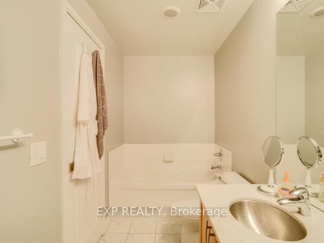 1 Scott Street Unit 405 photo 22