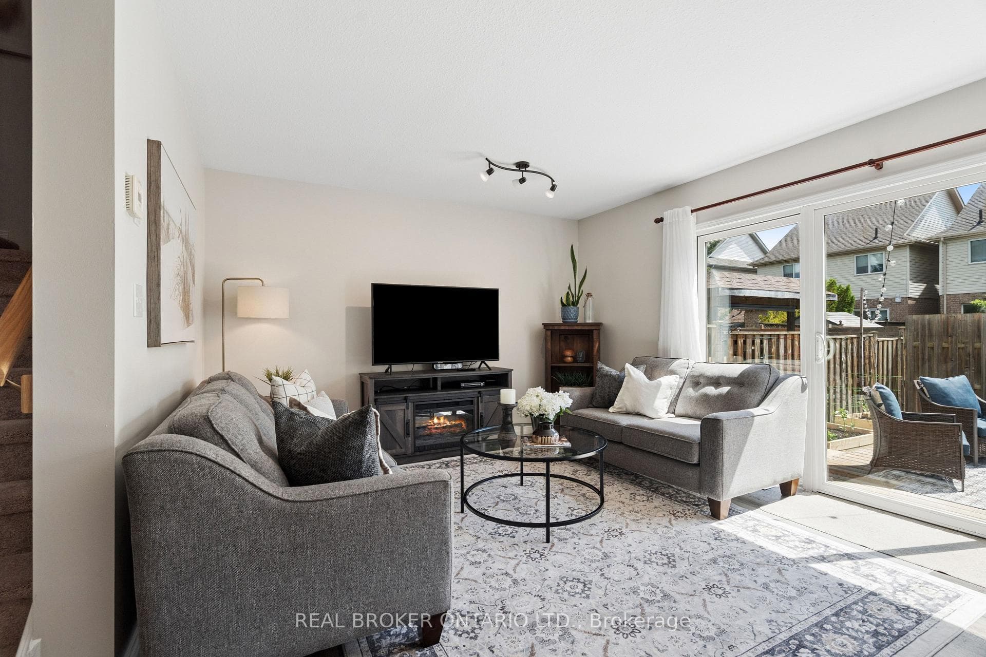 17 Ralston Drive photo 33
