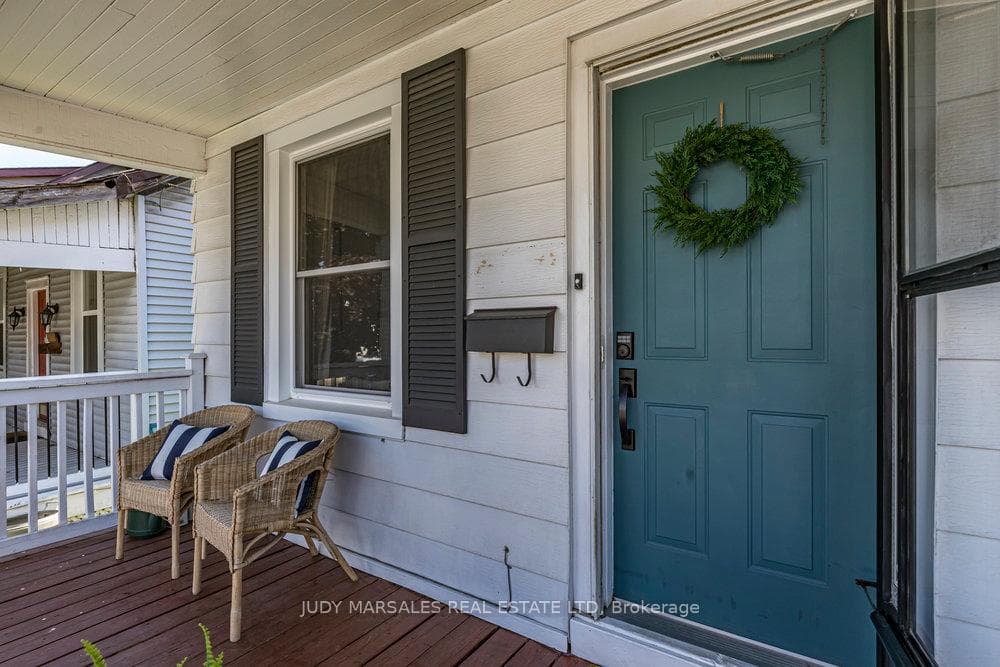44 Glendale Avenue photo 4