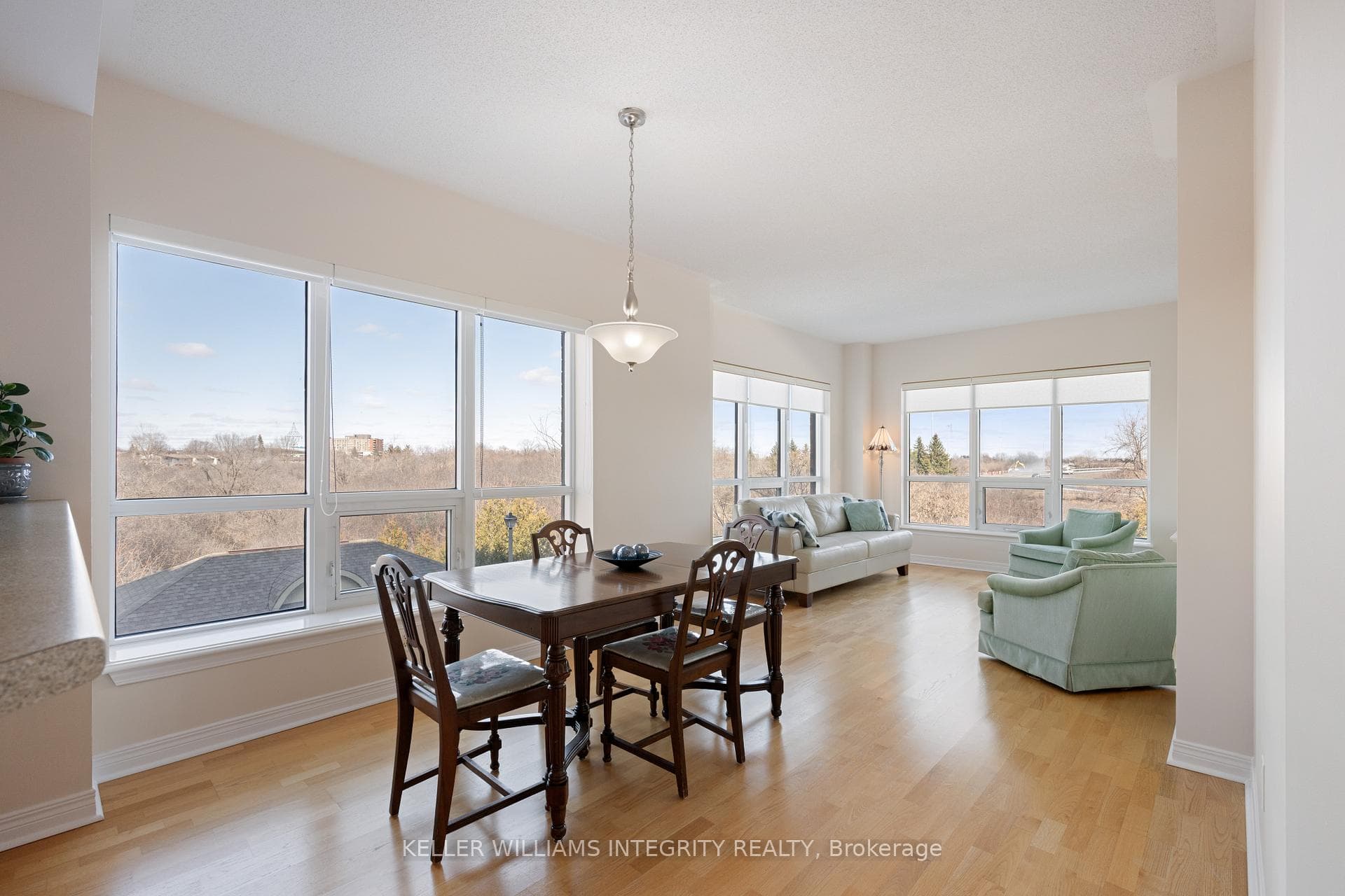 905 Beauparc Private Unit 219 photo 11