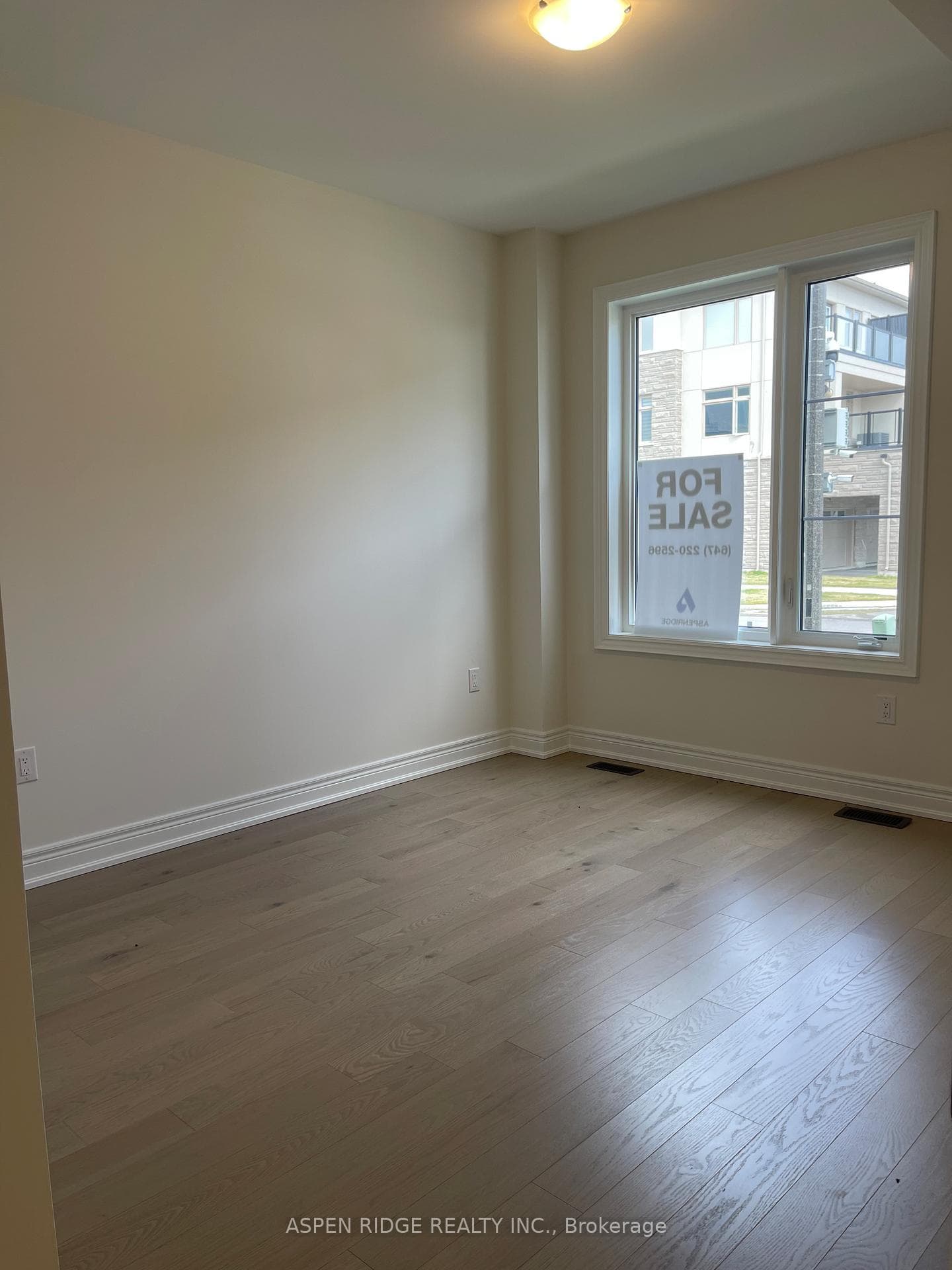 39 Jane Newlove Drive photo 4