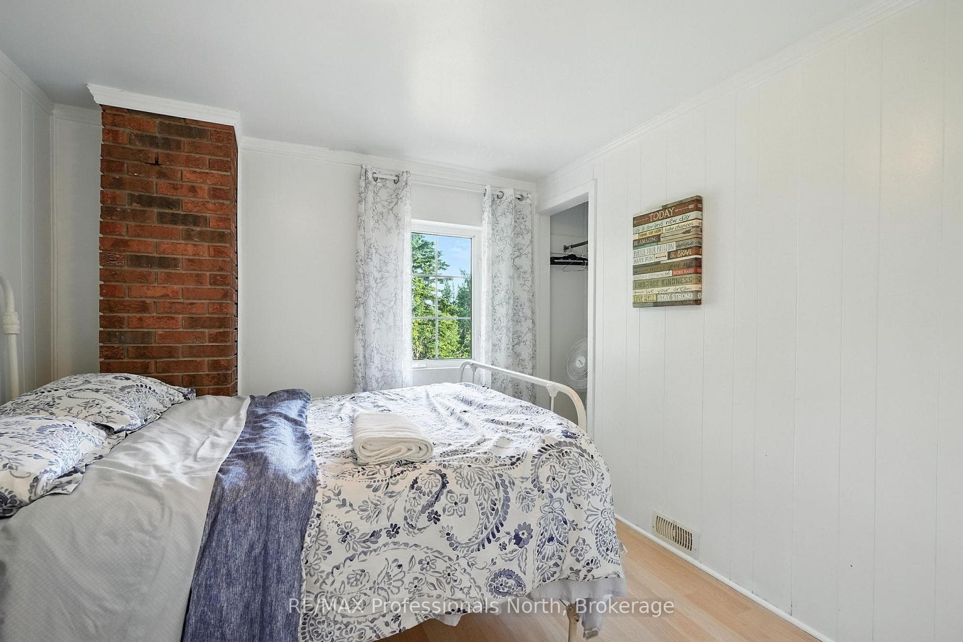 905 Starratt Road photo 18