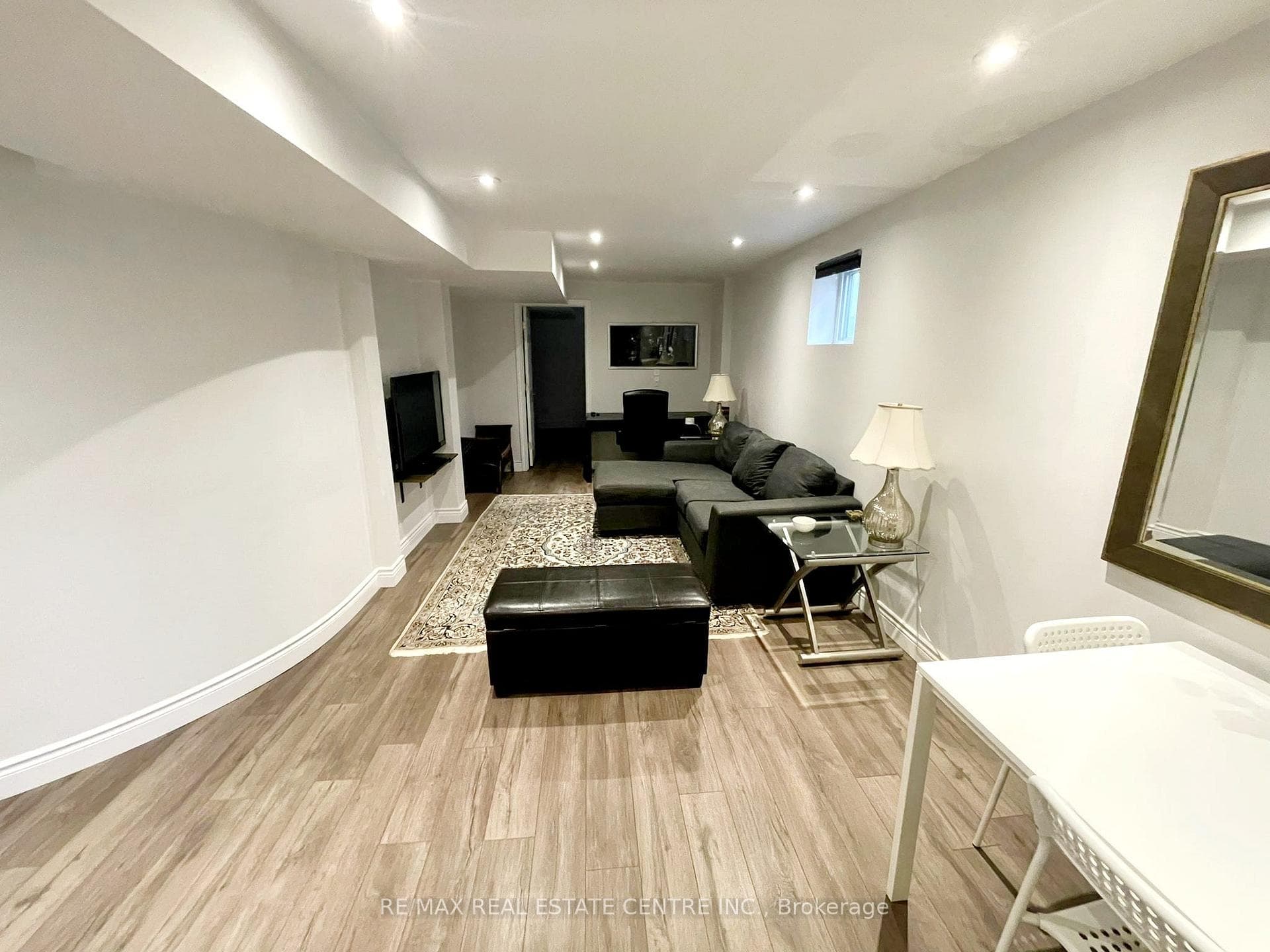 3281 Loyalist Drive Unit Bsmt photo 7