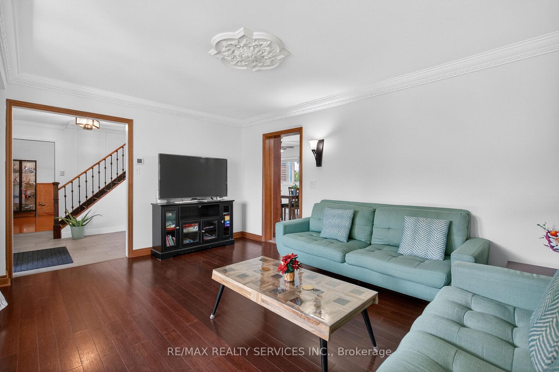2 Dunbar Drive photo 10