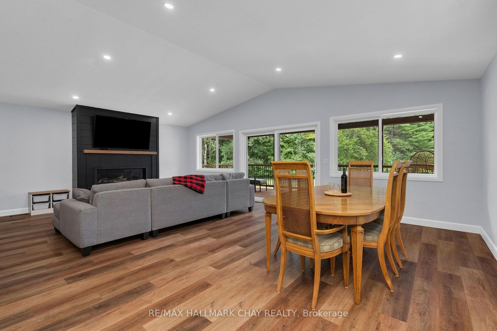 780 Marshall Road, Tiny