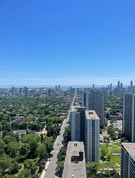 585 Bloor Street Unit 3018 photo 33