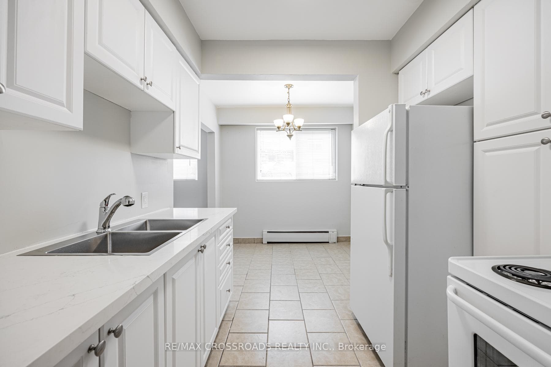 304 Athol Street Unit Apt # 2 photo 9