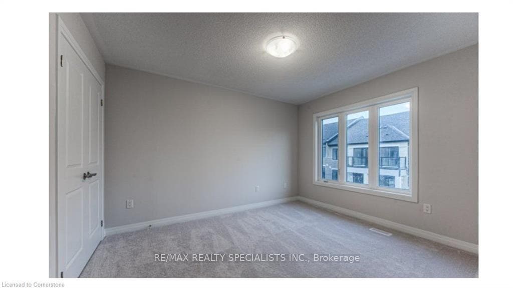 585 COLBORNE Street Unit 601 photo 22
