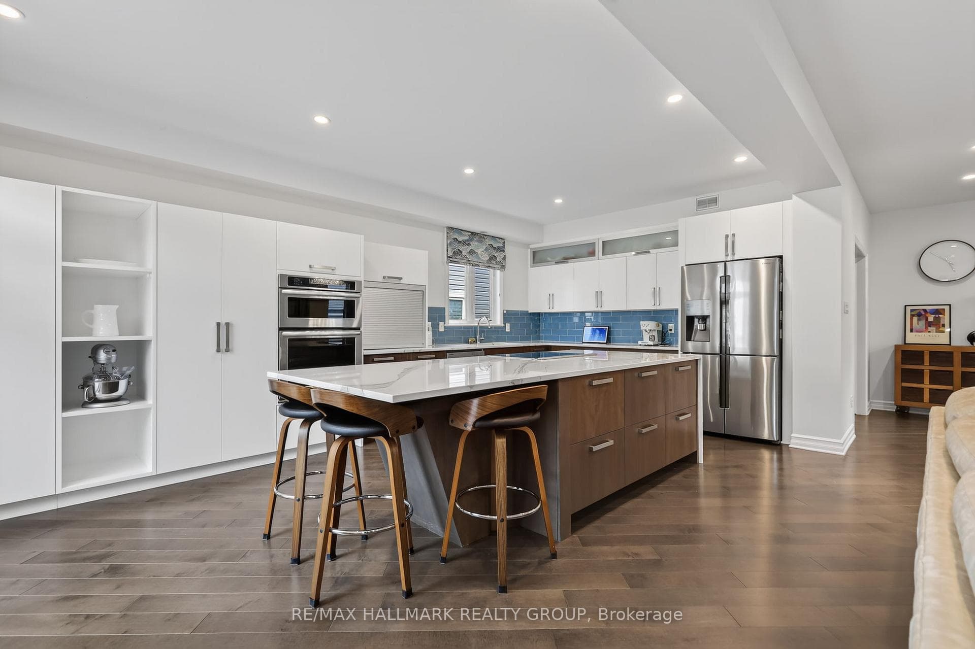 878 EXCURSION Way photo 12