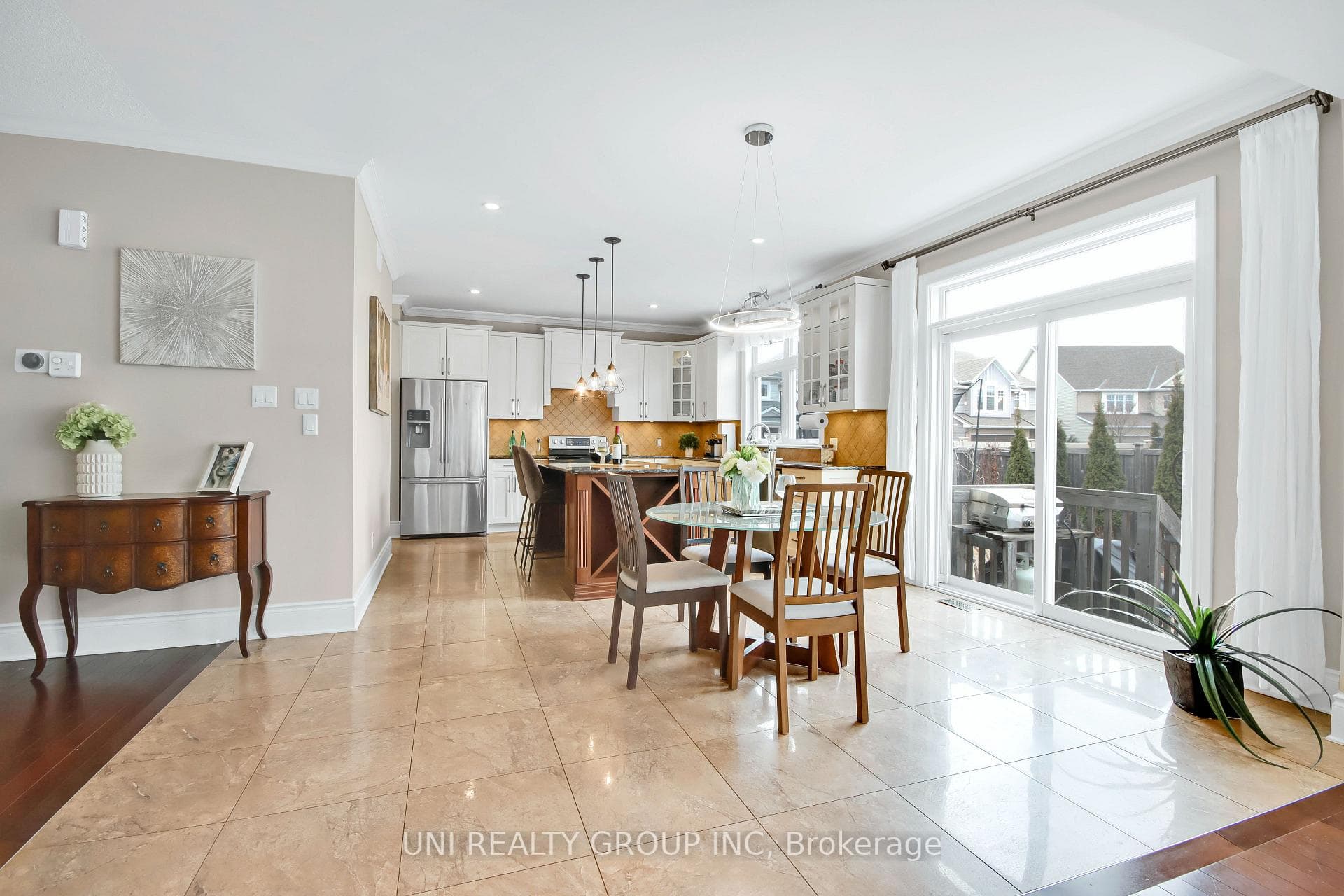 100 BRAMBLING Way photo 12
