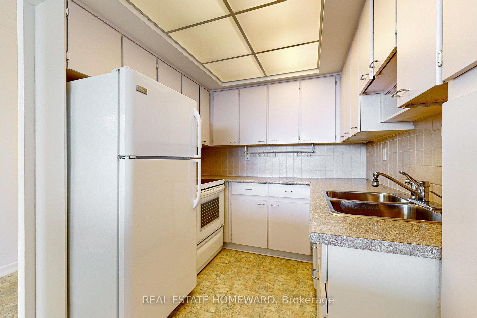 121 Ling Road Unit 1205 photo 10