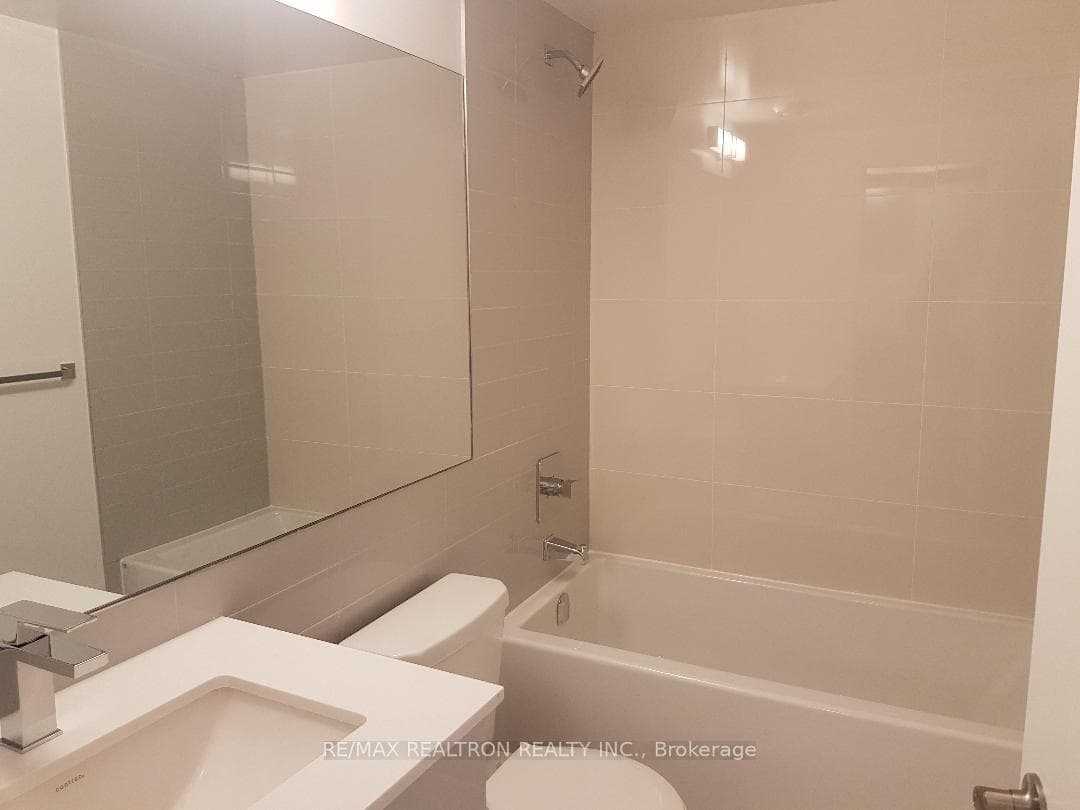 26 Gibbs Road Unit 532 photo 9