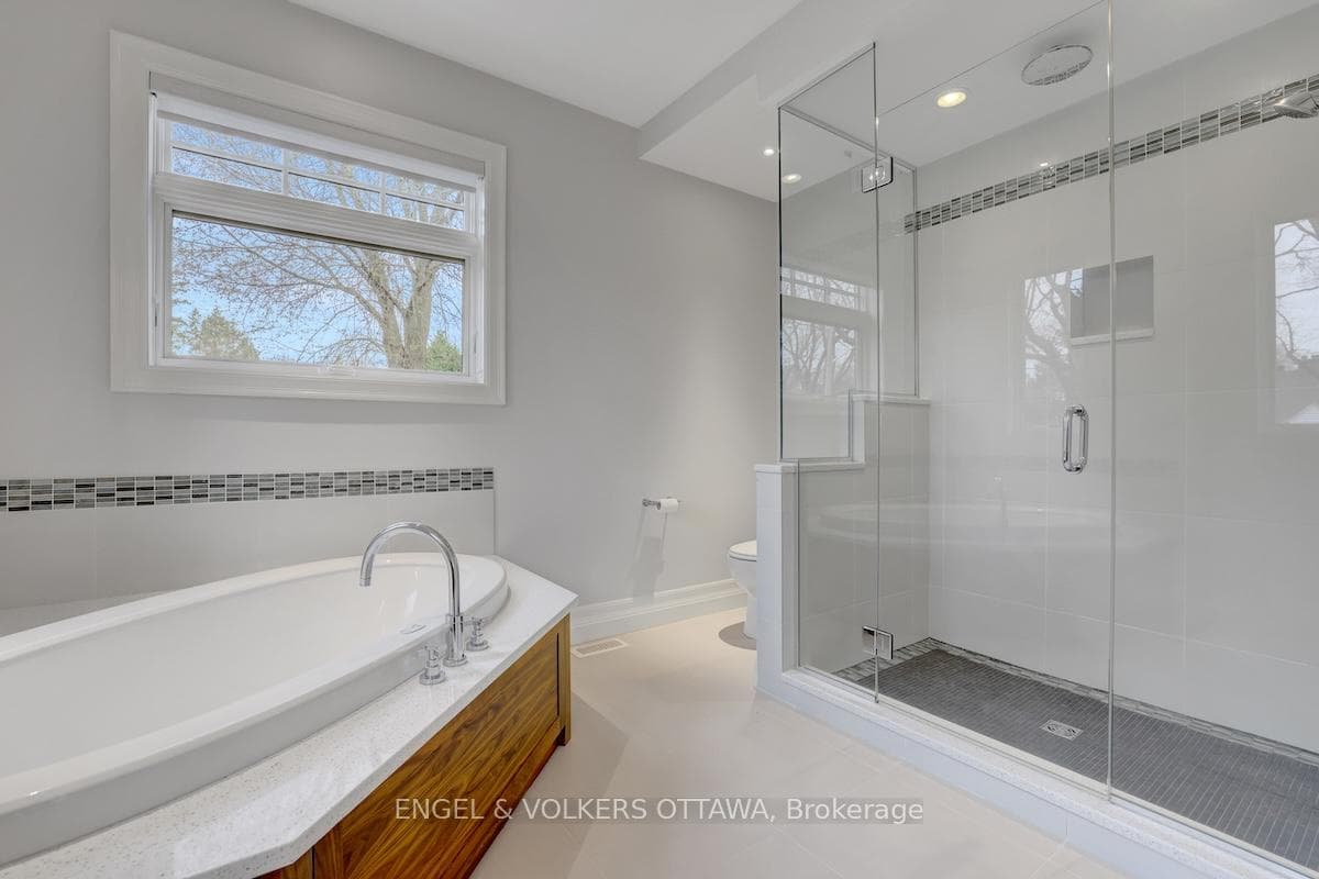 592 Brierwood Avenue photo 32